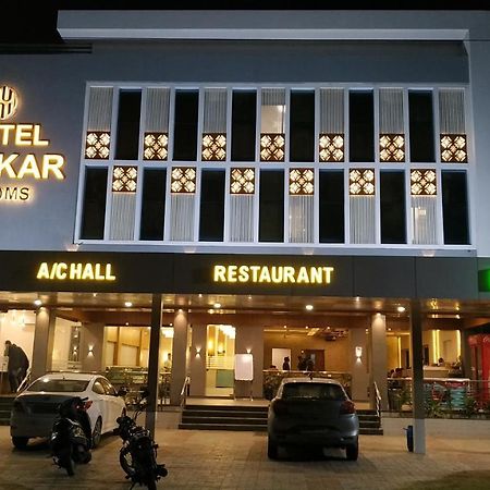 Hotel Satkar Chhatral Екстер'єр фото